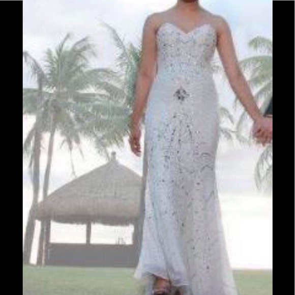 Formal Long Dress - Picture 4 of 4